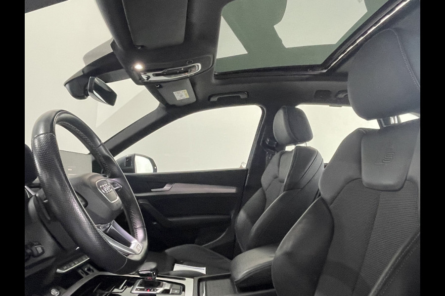 Audi Q5 50 TFSI e S edition Automaat / Panorama dak / trekhaak Audi Q5 50 TFSI e S edition Automaat / Panorama dak / trekhaak