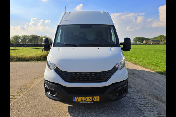 Iveco Daily 35S14V 2.3 352L H2 L2L H2 - 140 Pk - Euro 6 - Airco - Cruise Control Iveco Daily 35S14V 2.3 352L H2 L2L H2 - 140 Pk - Euro 6 - Airco - Cruise Control