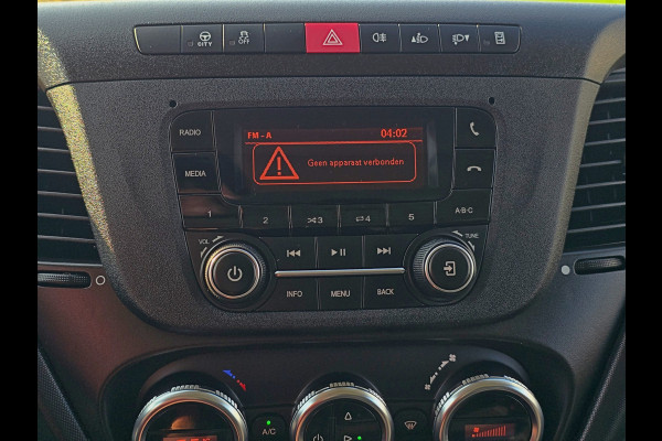 Iveco Daily 35S14V 2.3 352L H2 L2L H2 - 140 Pk - Euro 6 - Airco - Cruise Control Iveco Daily 35S14V 2.3 352L H2 L2L H2 - 140 Pk - Euro 6 - Airco - Cruise Control