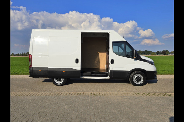 Iveco Daily 35S14V 2.3 352L H2 L2L H2 - 140 Pk - Euro 6 - Airco - Cruise Control Iveco Daily 35S14V 2.3 352L H2 L2L H2 - 140 Pk - Euro 6 - Airco - Cruise Control