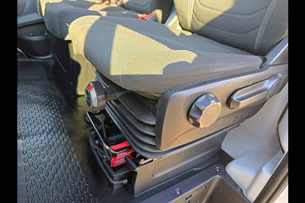 Iveco Daily 35S14V 2.3 352L H2 L2L H2 - 140 Pk - Euro 6 - Airco - Cruise Control Iveco Daily 35S14V 2.3 352L H2 L2L H2 - 140 Pk - Euro 6 - Airco - Cruise Control