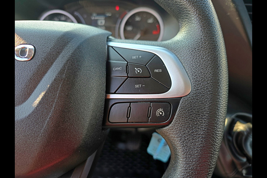 Iveco Daily 35S14V 2.3 352L H2 L2L H2 - 140 Pk - Euro 6 - Airco - Cruise Control Iveco Daily 35S14V 2.3 352L H2 L2L H2 - 140 Pk - Euro 6 - Airco - Cruise Control