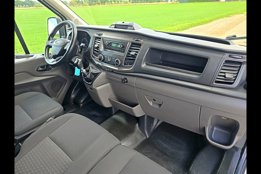 Ford Transit 350 2.0 TDCI L2 H2 - 130 Pk - Euro 6 - Airco - Cruise Control Ford Transit 350 2.0 TDCI L2 H2 - 130 Pk - Euro 6 - Airco - Cruise Control