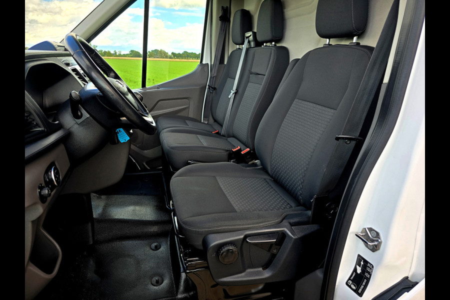 Ford Transit 350 2.0 TDCI L2 H2 - 130 Pk - Euro 6 - Airco - Cruise Control Ford Transit 350 2.0 TDCI L2 H2 - 130 Pk - Euro 6 - Airco - Cruise Control