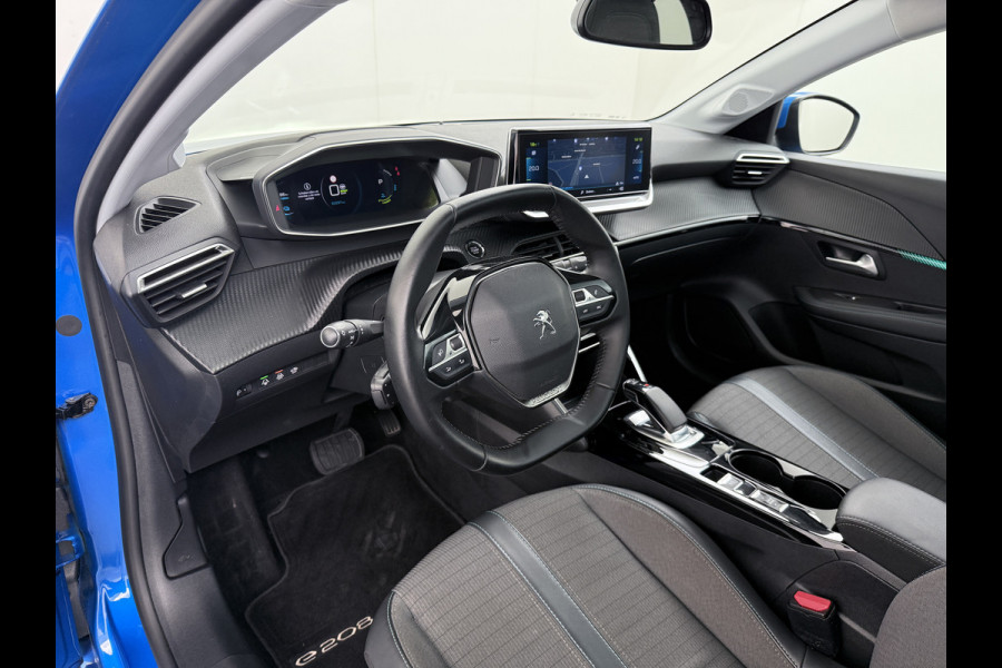 Peugeot e-208 EV Allure 50kWh Pano-dak Adaptieve Cruise Control 360°Camera Navi Ecc Stoelverwarming Apple Carplay Android Auto DAB+ Lane Assist Keyless Led Pdc 1e Eigenaar 100% Dealeronderhouden Origineel Nederlandse Auto