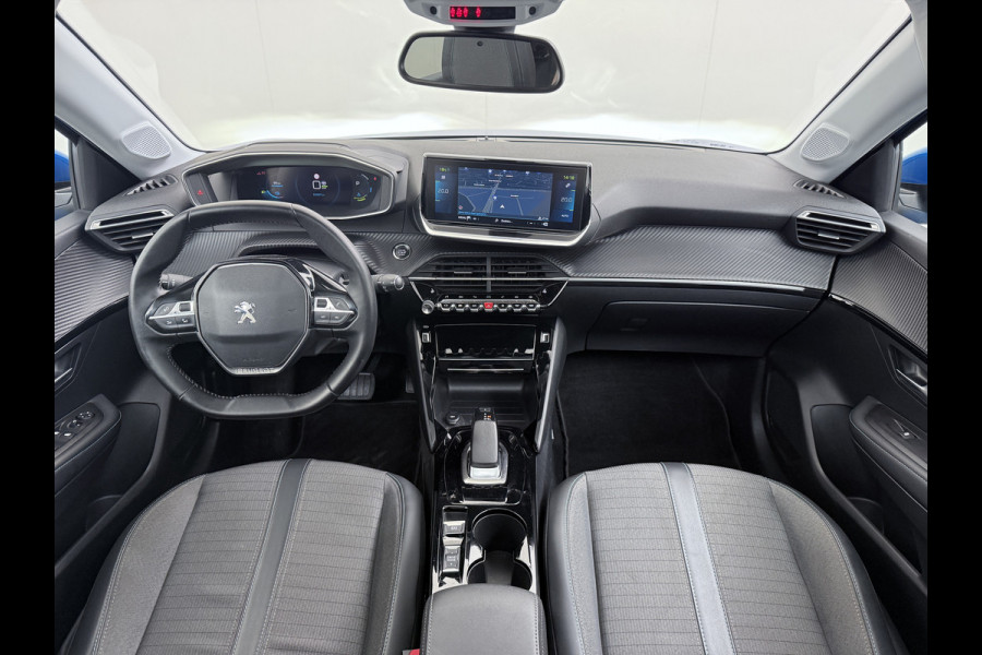 Peugeot e-208 EV Allure 50kWh Pano-dak Adaptieve Cruise Control 360°Camera Navi Ecc Stoelverwarming Apple Carplay Android Auto DAB+ Lane Assist Keyless Led Pdc 1e Eigenaar 100% Dealeronderhouden Origineel Nederlandse Auto