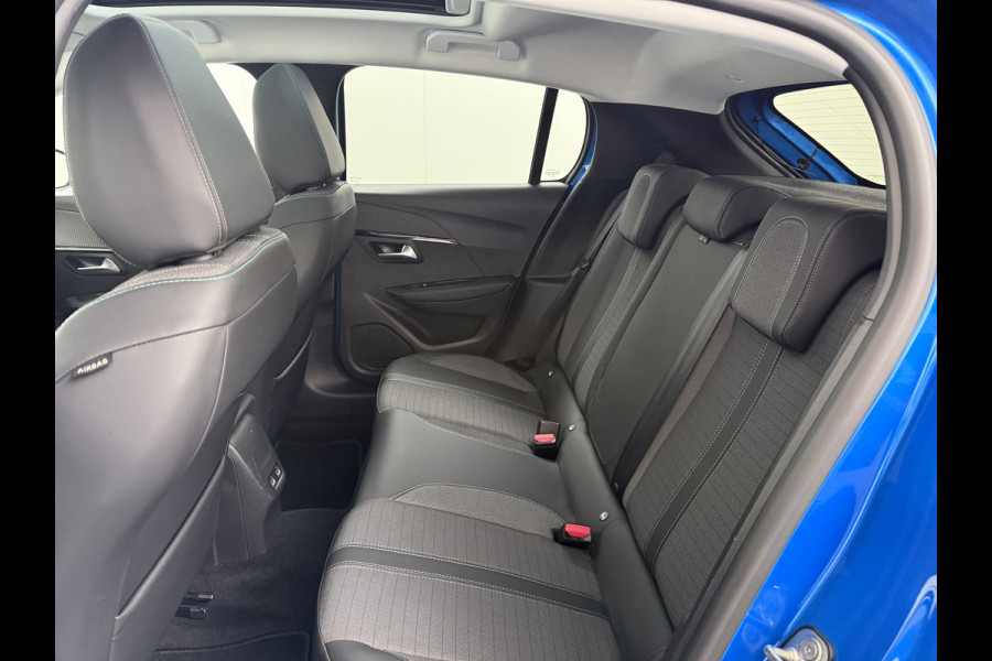 Peugeot e-208 EV Allure 50kWh Pano-dak Adaptieve Cruise Control 360°Camera Navi Ecc Stoelverwarming Apple Carplay Android Auto DAB+ Lane Assist Keyless Led Pdc 1e Eigenaar 100% Dealeronderhouden Origineel Nederlandse Auto