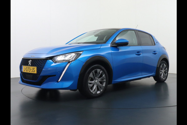Peugeot e-208 EV Allure 50kWh Pano-dak Adaptieve Cruise Control 360°Camera Navi Ecc Stoelverwarming Apple Carplay Android Auto DAB+ Lane Assist Keyless Led Pdc 1e Eigenaar 100% Dealeronderhouden Origineel Nederlandse Auto