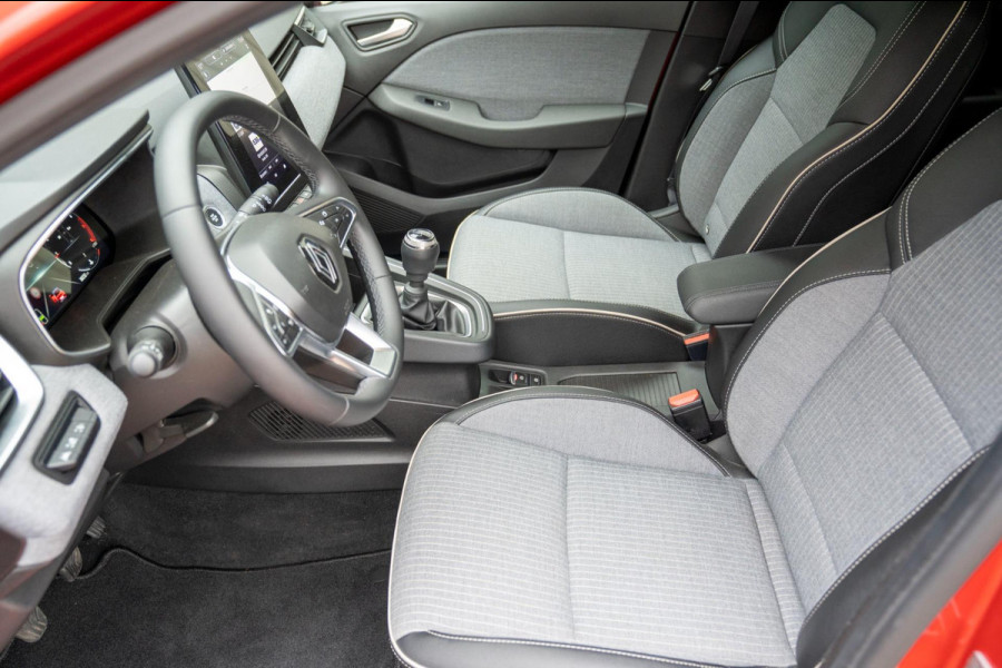 Renault Clio 1.0 TCe 90 GPF techno | Prijs rijklaar incl. 12 mnd garantie | 360 Camera Pdc Navi Led Clima Renault Clio 1.0 TCe 90 GPF techno | Prijs rijklaar incl. 12 mnd garantie | 360 Camera Pdc Navi Led Clima