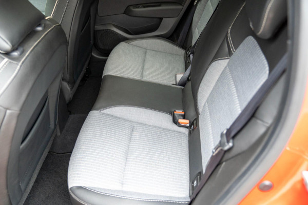 Renault Clio 1.0 TCe 90 GPF techno | Prijs rijklaar incl. 12 mnd garantie | 360 Camera Pdc Navi Led Clima Renault Clio 1.0 TCe 90 GPF techno | Prijs rijklaar incl. 12 mnd garantie | 360 Camera Pdc Navi Led Clima