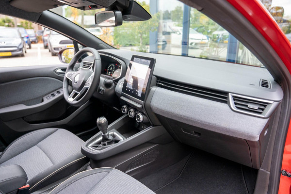 Renault Clio 1.0 TCe 90 GPF techno | Prijs rijklaar incl. 12 mnd garantie | 360 Camera Pdc Navi Led Clima Renault Clio 1.0 TCe 90 GPF techno | Prijs rijklaar incl. 12 mnd garantie | 360 Camera Pdc Navi Led Clima