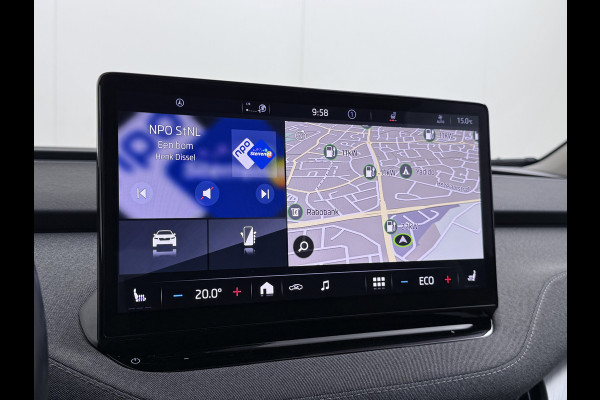 Škoda ENYAQ iV 80 SOH 94% Pano-dak Trekhaak W-pomp Adaptieve Cruise Control Camera Apple Carplay Android Auto Navi Ecc Pdc Stuur+Stoelverwarming Lmv 20" Mirrorlink DAB Led Matrix Elek.Achterklep Ecc-Achter Zeer complete Enyaq!