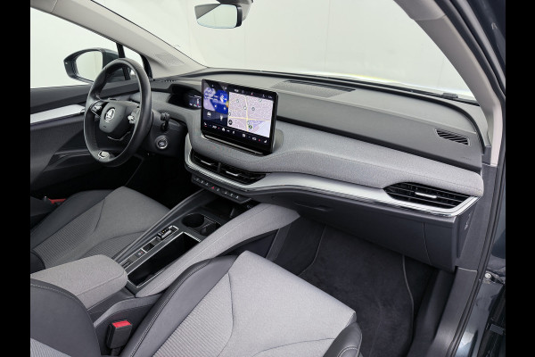 Škoda ENYAQ iV 80 SOH 94% Pano-dak Trekhaak W-pomp Adaptieve Cruise Control Camera Apple Carplay Android Auto Navi Ecc Pdc Stuur+Stoelverwarming Lmv 20" Mirrorlink DAB Led Matrix Elek.Achterklep Ecc-Achter Zeer complete Enyaq!