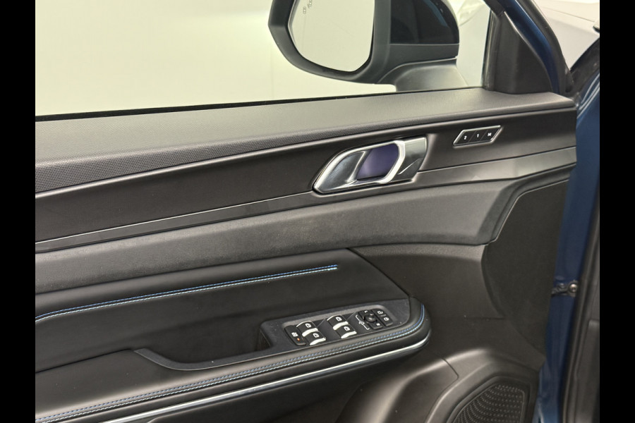 Lynk & Co 01 PHEV AUT-7 261pk Pano-Schuifdak Lmv 20" 360°Camera Apple Carplay Android Auto Adap.Cruise Navi Pdc Ecc Keyless Led Plug-In Hybri Elek.Memory.Stoel File assistent Dodehoek detector Elektrisch bedienbare achterklep Rijstrooksensor Wifi Verkeersbord detectie 425Nm koppel 3,7kw laadvermogen €41.883 Nieuwprijs Lynk & Co 01 PHEV AUT-7 261pk Pano-Schuifdak Lmv 20" 360°Camera Apple Carplay Android Auto Adap.Cruise Navi Pdc Ecc Keyless Led Plug-In Hybri Elek.Memory.Stoel File assistent Dodehoek detector Elektrisch bedienbare achterklep Rijstrooksensor Wifi Verkeersbord detectie 425Nm koppel 3,7kw laadvermogen €41.883 Nieuwprijs