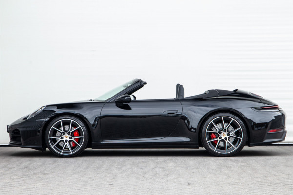 Porsche 911 Cabrio 3.0 Carrera 992.2 Sportuitlaat, Bose, Facelift, Adaptive Cruise, XPEL, 2025