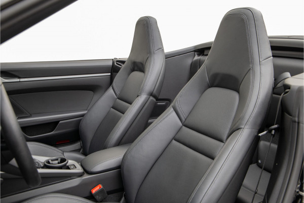 Porsche 911 Cabrio 3.0 Carrera 992.2 Sportuitlaat, Bose, Facelift, Adaptive Cruise, XPEL, 2025