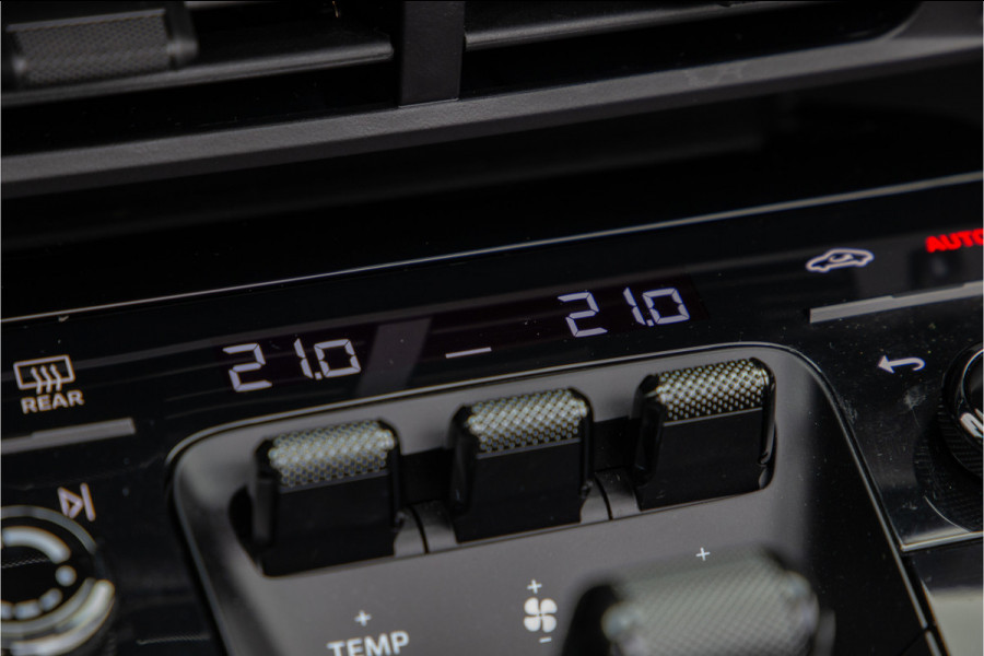 Porsche 911 Cabrio 3.0 Carrera 992.2 Sportuitlaat, Bose, Facelift, Adaptive Cruise, XPEL, 2025