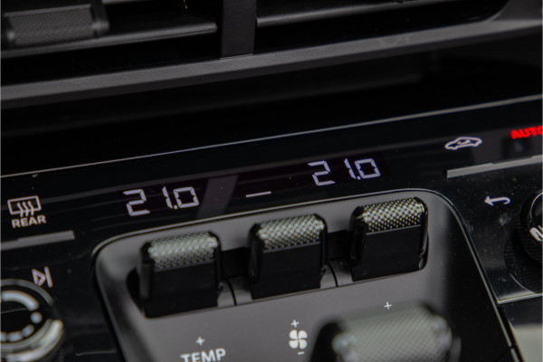 Porsche 911 Cabrio 3.0 Carrera 992.2 Sportuitlaat, Bose, Facelift, Adaptive Cruise, XPEL, 2025