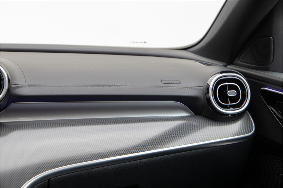 Mercedes-Benz C-Klasse Estate 200 AMG Nightpakket, pano, Camera, 19" ,Carplay, 2022 Mercedes-Benz C-Klasse Estate 200 AMG Nightpakket, pano, Camera, 19" ,Carplay, 2022