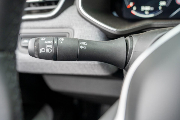 Renault Clio 1.0 TCe 90 GPF techno | Prijs rijklaar incl. 12 mnd garantie | 360 Camera Pdc Navi Led Clima Renault Clio 1.0 TCe 90 GPF techno | Prijs rijklaar incl. 12 mnd garantie | 360 Camera Pdc Navi Led Clima