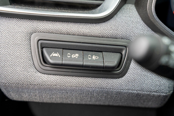 Renault Clio 1.0 TCe 90 GPF techno | Prijs rijklaar incl. 12 mnd garantie | 360 Camera Pdc Navi Led Clima Renault Clio 1.0 TCe 90 GPF techno | Prijs rijklaar incl. 12 mnd garantie | 360 Camera Pdc Navi Led Clima