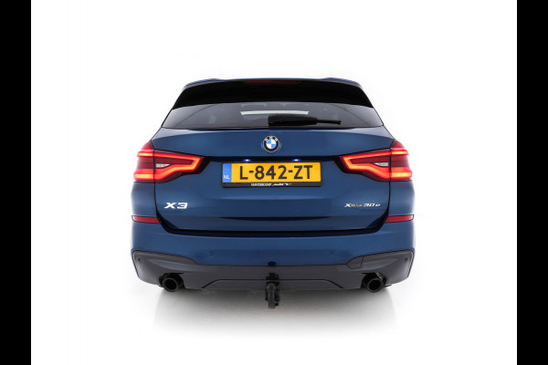 BMW X3 xDrive30e M-Sportpack Business Edition Plus (INCL-BTW) *PANO | LUXURY-LEATHER | FULL-LED | DIGI-COCKPIT | HIFI-SOUND | CARPLAY | DAB+ | HEATED-SPORTSEATS | AMBIENT-LIGHT | PRIVACY-GLASS | SHIFT-PADDLES | TOWBAR | 19''ALU*