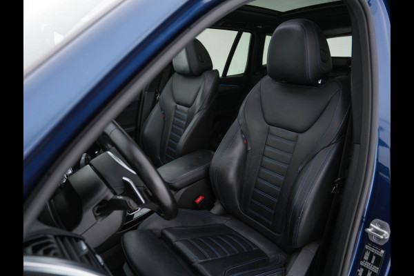 BMW X3 xDrive30e M-Sportpack Business Edition Plus (INCL-BTW) *PANO | LUXURY-LEATHER | FULL-LED | DIGI-COCKPIT | HIFI-SOUND | CARPLAY | DAB+ | HEATED-SPORTSEATS | AMBIENT-LIGHT | PRIVACY-GLASS | SHIFT-PADDLES | TOWBAR | 19''ALU*