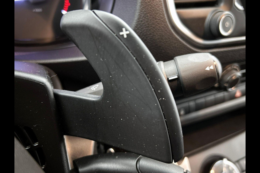 Peugeot Expert 2.0 BlueHDI 180 Long Premium Dubbele Cabine Automaat Airco Bluetooth LM Velgen Look pakket Peugeot Expert 2.0 BlueHDI 180 Long Premium Dubbele Cabine Automaat Airco Bluetooth LM Velgen Look pakket