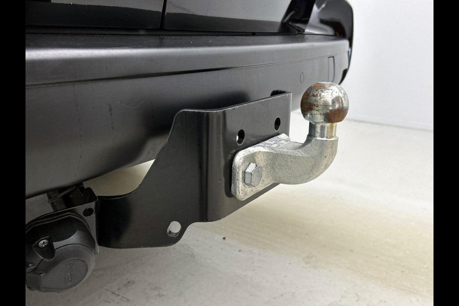 Peugeot Expert 2.0 BlueHDI 180 Long Premium Dubbele Cabine Automaat Airco Bluetooth LM Velgen Look pakket Peugeot Expert 2.0 BlueHDI 180 Long Premium Dubbele Cabine Automaat Airco Bluetooth LM Velgen Look pakket