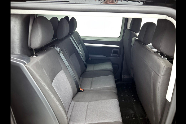 Peugeot Expert 2.0 BlueHDI 180 Long Premium Dubbele Cabine Automaat Airco Bluetooth LM Velgen Look pakket Peugeot Expert 2.0 BlueHDI 180 Long Premium Dubbele Cabine Automaat Airco Bluetooth LM Velgen Look pakket