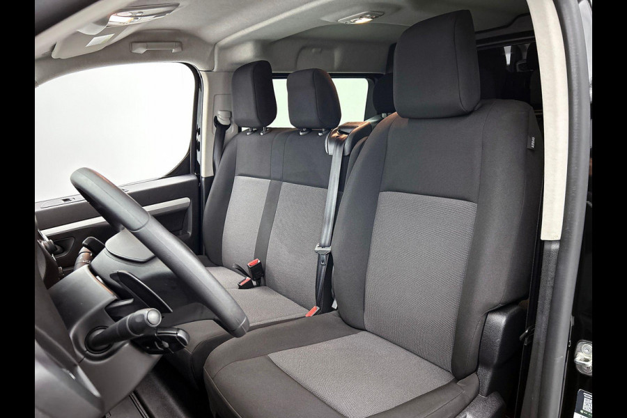 Peugeot Expert 2.0 BlueHDI 180 Long Premium Dubbele Cabine Automaat Airco Bluetooth LM Velgen Look pakket Peugeot Expert 2.0 BlueHDI 180 Long Premium Dubbele Cabine Automaat Airco Bluetooth LM Velgen Look pakket