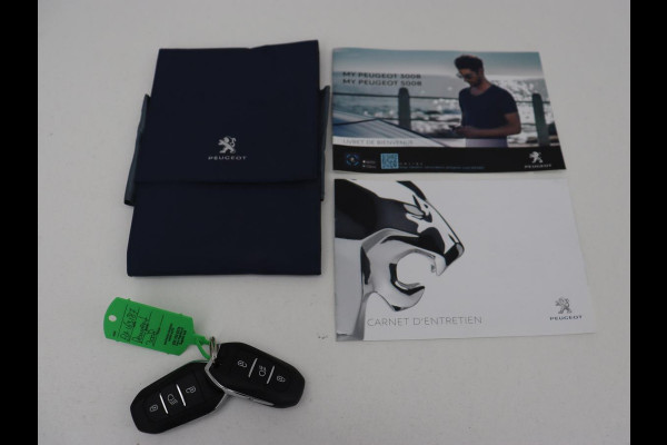 Peugeot 3008 1.6 HYbrid 225 GT | Adaptive cruise | FOCAL Sound | Trekhaak | Leder/Alcantara | Carplay | Camera | Sfeerverlichting | Navigatie | Digital Cockpit | PHEV | Plug In Peugeot 3008 1.6 HYbrid 225 GT | Adaptive cruise | FOCAL Sound | Trekhaak | Leder/Alcantara | Carplay | Camera | Sfeerverlichting | Navigatie | Digital Cockpit | PHEV | Plug In