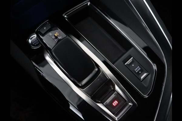 Peugeot 3008 1.6 HYbrid 225 GT | Adaptive cruise | FOCAL Sound | Trekhaak | Leder/Alcantara | Carplay | Camera | Sfeerverlichting | Navigatie | Digital Cockpit | PHEV | Plug In Peugeot 3008 1.6 HYbrid 225 GT | Adaptive cruise | FOCAL Sound | Trekhaak | Leder/Alcantara | Carplay | Camera | Sfeerverlichting | Navigatie | Digital Cockpit | PHEV | Plug In