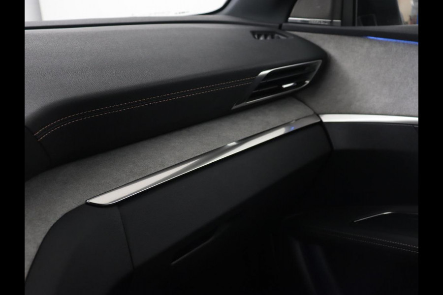 Peugeot 3008 1.6 HYbrid 225 GT | Adaptive cruise | FOCAL Sound | Trekhaak | Leder/Alcantara | Carplay | Camera | Sfeerverlichting | Navigatie | Digital Cockpit | PHEV | Plug In Peugeot 3008 1.6 HYbrid 225 GT | Adaptive cruise | FOCAL Sound | Trekhaak | Leder/Alcantara | Carplay | Camera | Sfeerverlichting | Navigatie | Digital Cockpit | PHEV | Plug In
