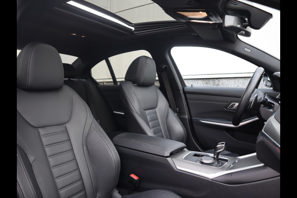 BMW 3-serie M-Sport 19inch / SOH91% / Glazen dak / HiFi / 50 Jahre / Camera / M Performance