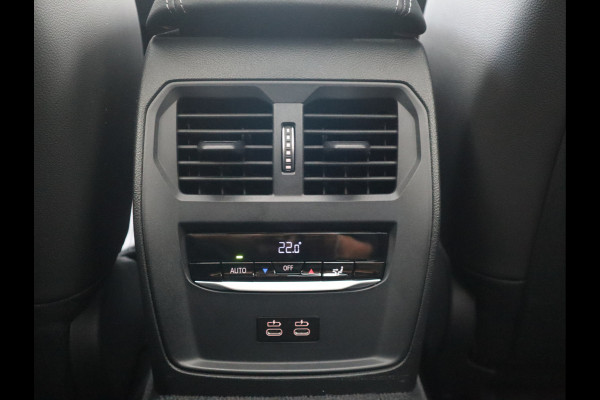 BMW 3-serie M-Sport 19inch / SOH91% / Glazen dak / HiFi / 50 Jahre / Camera / M Performance