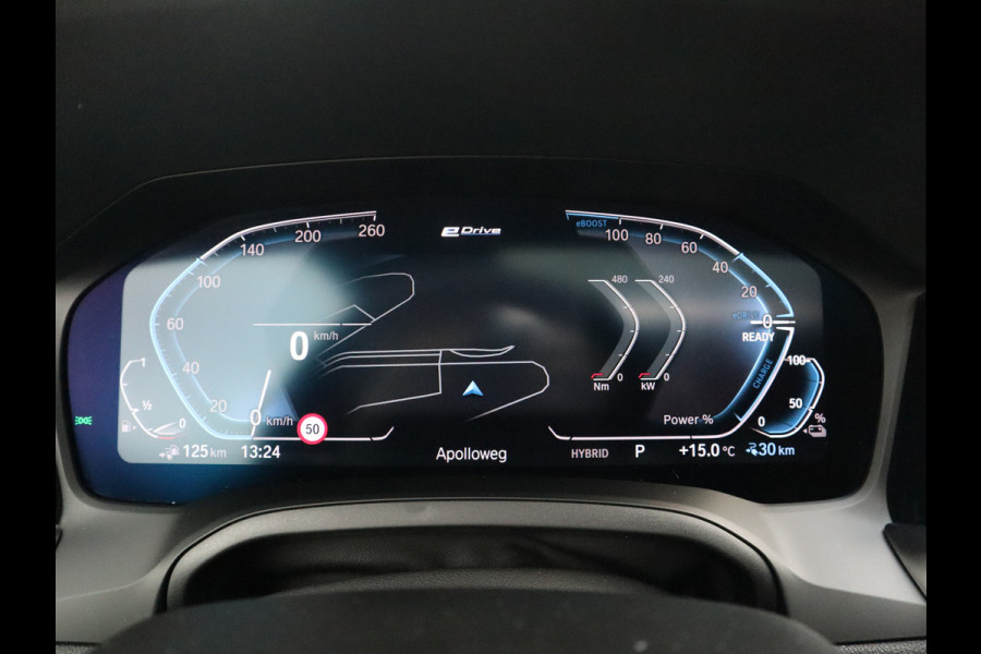 BMW 3-serie M-Sport 19inch / SOH91% / Glazen dak / HiFi / 50 Jahre / Camera / M Performance