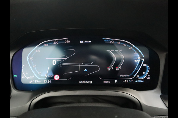 BMW 3-serie M-Sport 19inch / SOH91% / Glazen dak / HiFi / 50 Jahre / Camera / M Performance