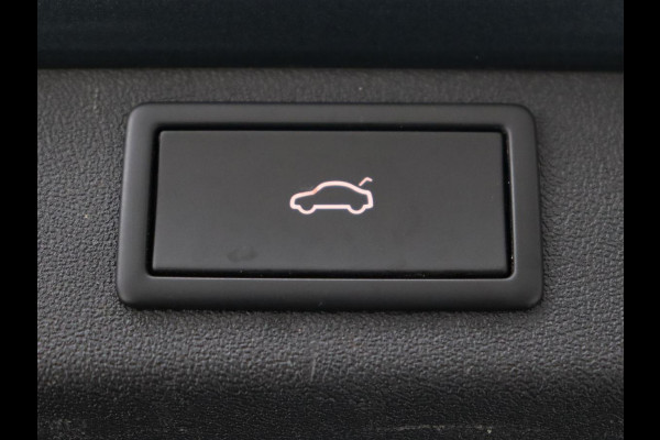 Škoda ENYAQ iV 60 | Trekhaak | Adaptive cruise | Camera | Keyless | Stuurverwarming | Half leder | 19'' | Carplay | Navigatie | Digital Cockpit | Full LED | File Assistent | Parkeerhulp