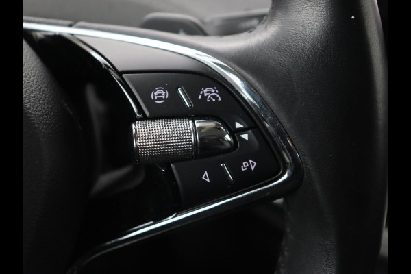 Škoda ENYAQ iV 60 | Trekhaak | Adaptive cruise | Camera | Keyless | Stuurverwarming | Half leder | 19'' | Carplay | Navigatie | Digital Cockpit | Full LED | File Assistent | Parkeerhulp