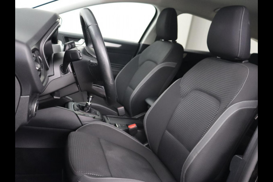 Ford Focus 1.5 EcoBoost Titanium | Trekhaak | Stoel & stuurverwarming | Camera | Carplay | Navigatie | Keyless | Full LED | Cruise control