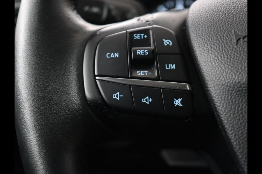 Ford Focus 1.5 EcoBoost Titanium | Trekhaak | Stoel & stuurverwarming | Camera | Carplay | Navigatie | Keyless | Full LED | Cruise control
