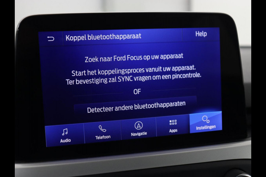 Ford Focus 1.5 EcoBoost Titanium | Trekhaak | Stoel & stuurverwarming | Camera | Carplay | Navigatie | Keyless | Full LED | Cruise control