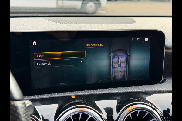 Mercedes-Benz A-Klasse A200 AMG Limo LED Pano Camera Sfeer Mercedes-Benz A-Klasse A200 AMG Limo LED Pano Camera Sfeer