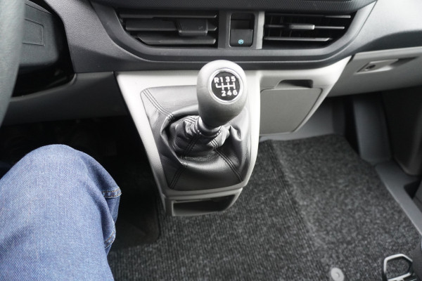 Ford Transit Custom 300L 2.0 TDCI 136PK L2H1 Trend Schuifdeur links en rechts nr. V108 | Airco | Cruise | Trekhaak