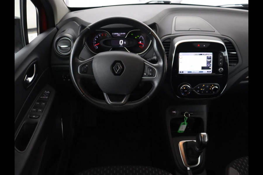 Renault Captur 1.2 TCe Intens | Automaat | 1e eigenaar | Trekhaak | Camera | Full LED | Keyless | Carplay | Navigatie | Dodehoek detectie | Climate control | Cruise control | Park Assist