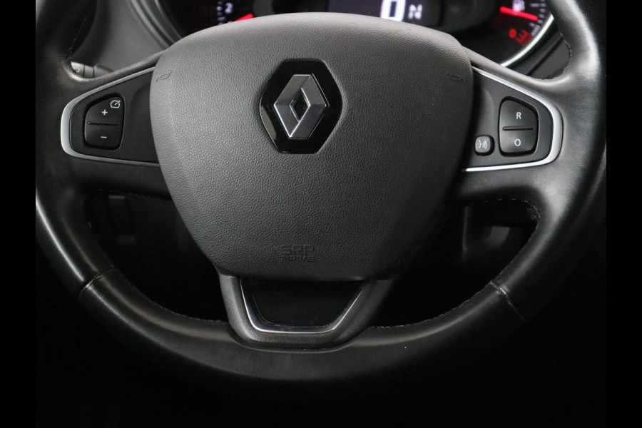 Renault Captur 1.2 TCe Intens | Automaat | 1e eigenaar | Trekhaak | Camera | Full LED | Keyless | Carplay | Navigatie | Dodehoek detectie | Climate control | Cruise control | Park Assist