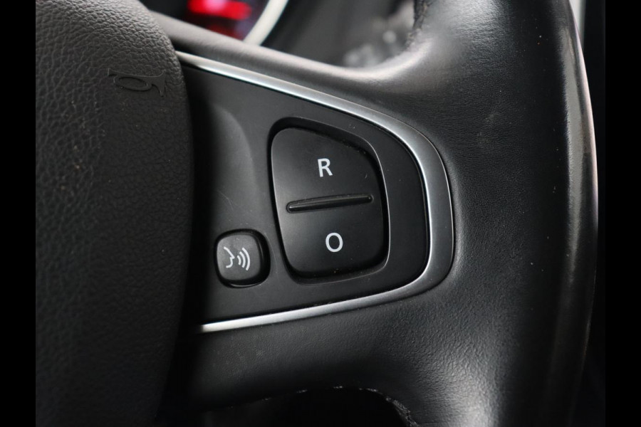 Renault Captur 1.2 TCe Intens | Automaat | 1e eigenaar | Trekhaak | Camera | Full LED | Keyless | Carplay | Navigatie | Dodehoek detectie | Climate control | Cruise control | Park Assist