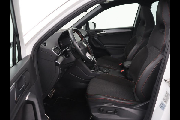 Seat Tarraco 1.4 TSI eHybrid PHEV FR | Panoramadak | Trekhaak | Adaptive cruise | Alcantara | Carplay | Navigatie | Camera | Full LED | 19'' lichtmetalen velgen | Plug In Seat Tarraco 1.4 TSI eHybrid PHEV FR | Panoramadak | Trekhaak | Adaptive cruise | Alcantara | Carplay | Navigatie | Camera | Full LED | 19'' lichtmetalen velgen | Plug In