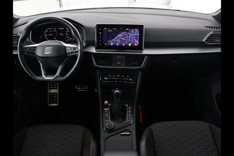 Seat Tarraco 1.4 TSI eHybrid PHEV FR | Panoramadak | Trekhaak | Adaptive cruise | Alcantara | Carplay | Navigatie | Camera | Full LED | 19'' lichtmetalen velgen | Plug In Seat Tarraco 1.4 TSI eHybrid PHEV FR | Panoramadak | Trekhaak | Adaptive cruise | Alcantara | Carplay | Navigatie | Camera | Full LED | 19'' lichtmetalen velgen | Plug In